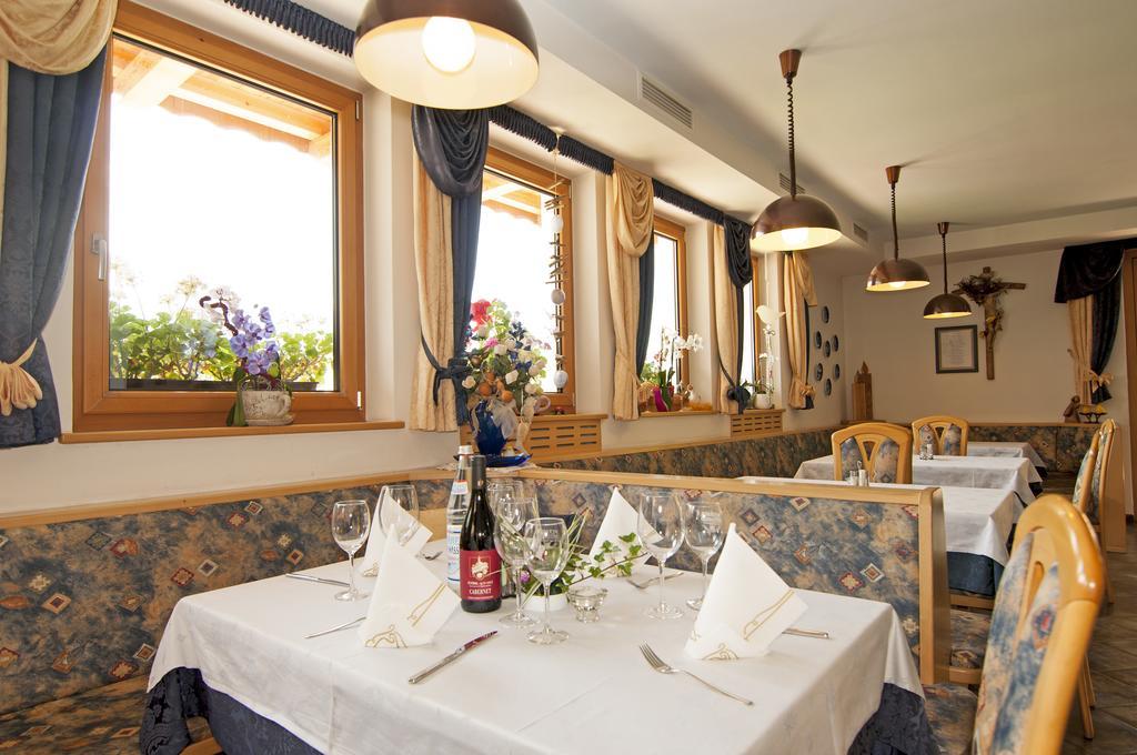 Gasthaus Jaufenblick San Martino In Passiria  Εξωτερικό φωτογραφία